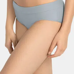 Amante Soft Grey Hipster image 3