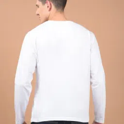 Cantabil Men's White Solid Round Neck T-Shirt image 2