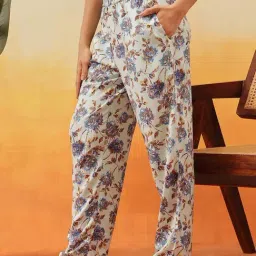 Clovia Blue Comfort Fit Floral Print Pyjamas image 3