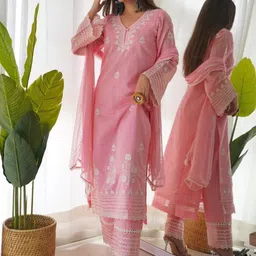Bought First Floral Embroidered Straight Thread Work Kurta With Trousers And Dupatta-picture-10