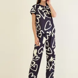 Sweet Dreams Women Black Heart Print Top and Pajama-image-65
