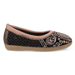 SHOES FOR JUNIORS Sequins Embellished Threadwork Detailed Ballerinas - Dark Pink image 5