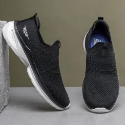 Red Tape Men's Black Running Shoes image 1