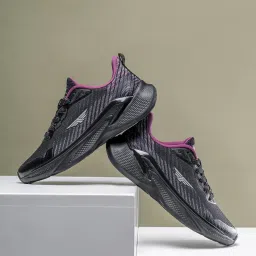 Red Tape Women's Black Running Shoes image 1