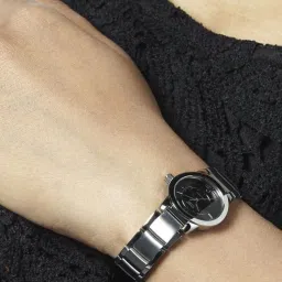 Casio LTP-1230D-1CDF Enticer Lady's Analog Watch for Women image 4