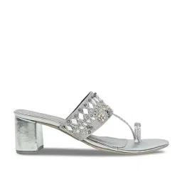 Rocia by Regal Women's Silver Toe Ring Sandals image 2