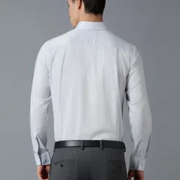 Reid & Taylor Grey Cotton Regular fit Solid Shirt image 2