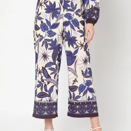 Vero Moda Purple & Beige Printed Relaxed Fit High Rise Pants image 2