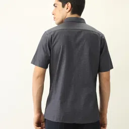 Arrow Grey Cotton Regular fit Self Formal Shirt image 2