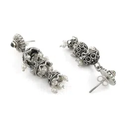Taraash Floral 92.5 Sterling Silver Earrings image 2
