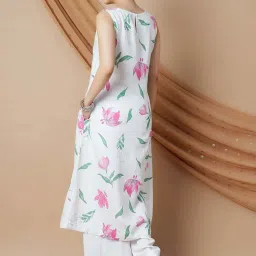 Melange By Lifestyle Off White Cotton Regular Fit Floral Print Kurtas image 2