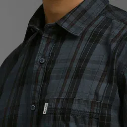 Louis Philippe Jeans Men Slim Fit Tartan Checks Checked Casual Shirt image 3