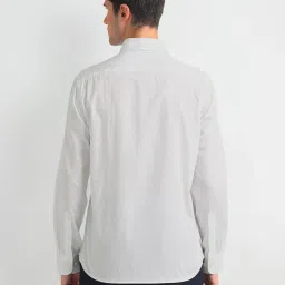 Arrow White Cotton Slim Fit Self Pattern Shirt image 2