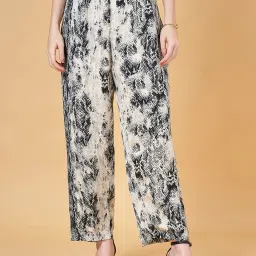 Annabelle by Pantaloons Grey Printed Pants image 1
