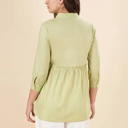 Akkriti by Pantaloons Green Embroidered Shirt image 2
