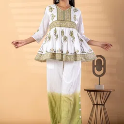 Readiprint Printed V-Neck Tunic With Palazzo Co-Ords image 2