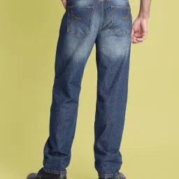 Bene Kleed Men Straight Fit Light Fade Mid-Rise Jeans image 2