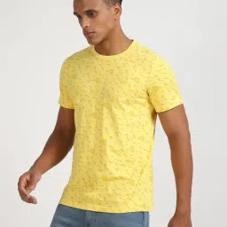 Lee Yellow Cotton Slim Fit Printed T-Shirt image 3
