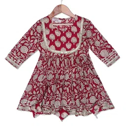 aatya kiids AATYA by Shruti Agarwal Cotton Three Fourth Sleeves Floral Printed & Lace Embellished Kurta With Sharara - Maroon image 4