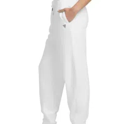 Guess Jeans White Triangle Label Mid Rise Regular Fit Jogger image 3