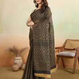 SHANVIKA Black Cotton Geometric Saree Without Blouse Piece image 3