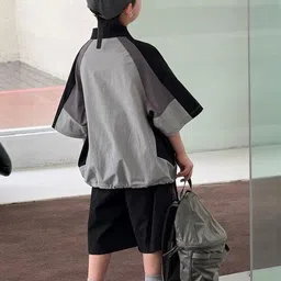 LULU & SKY Boys Colourblocked Round Neck T-shirt & Shorts image 3