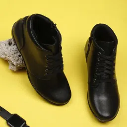 Elle Women's Black Casual Booties image 1