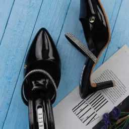 Elle Women's Black Mule Shoes image 1