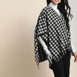 Qurvii Black Checks Poncho image 3