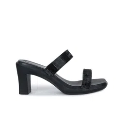 CHINRAAG Block Sandals with Bows image 3