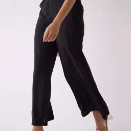 Basanti Kapde aur Koffee Black Pant image 2