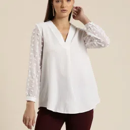 Qurvii White Top image 1