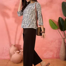 InWeave Print Top image 5