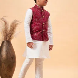 VASTRAMAY Boys Maroon & White Embroidery Full Sleeves Kurta Sets image 2