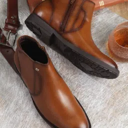 ID Men's Tan Casual Boots image 1