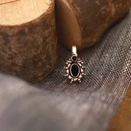 Teejh Ethnic Parthavi Black Stone Nose Pin for Women image 1