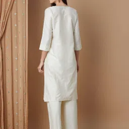 Melange by Lifestyle Off White Embroidered Straight Kurta image 2
