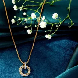 p.n.gadgil jewellers P.N.Gagdil Jewellers Leafy Orbit Classic Gold and DIA Pendant for Woman-picture-32