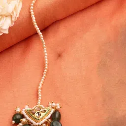 Dugran By Dugristyle Green & Golden Maang Tikka with Kundan & Pearls for Women image 1