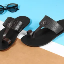 Mochi Men's Brown Toe Ring Sandals-picture-31