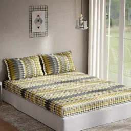 DDecor Geometric Grey 144 TC Cotton King Bedsheet with 2 Pillow covers image 1