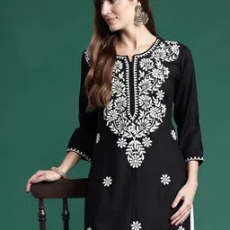 Indo Era Floral Embroidered Thread Work Kurta-picture-49