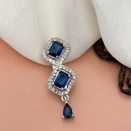 ABDESIGNS Artificial Stones Studded Saree Clip image 3