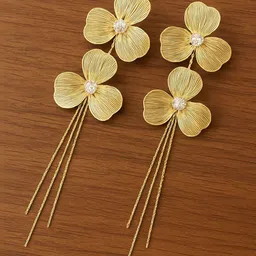 DIVASTRI Floral Drop Earrings image 4