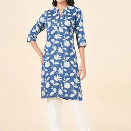 RANGMANCH BY PANTALOONS Women Paisley Printed Flared Sleeves Thread Work Anarkali Kurta-picture-19