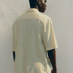 H&M Regular Fit Short-Sleeved Shirt image 2