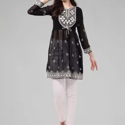 Moda Rapido Ethnic Motifs Embroidered V-Neck Sequinned Sequinned Empire Kurti-picture-38