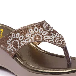 AROOM Printed Wedge Sandals image 4