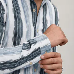 INDICLUB Men Vertical Striped Spread Collar Casual Shirt image 5