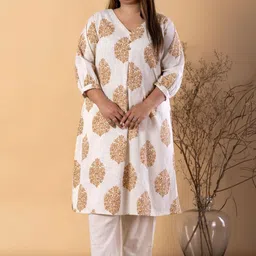 Readiprint Women Plus Size Ethnic Motifs Printed Kurta with Trousers image 3